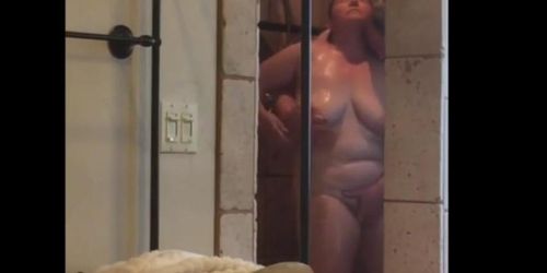 Husband gets his BBW girl off in shower passionately