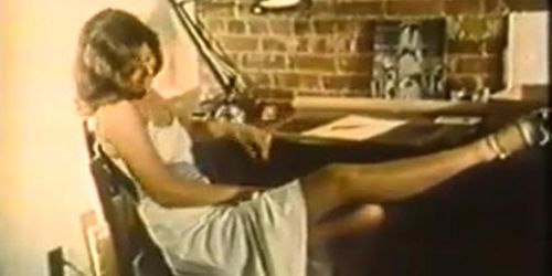 Chichita Iveta porn video – vintage 1975 - Miss Kinsey's Report - 03 (Iveta Petrasova)