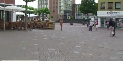 Hot public nudity with blonde girl