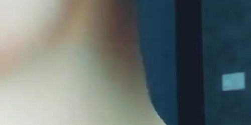 GOZANDO CABALGANDO MI DILDO