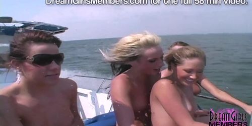 Party In The Ocean With Hot Naked Foursome Of Chicks