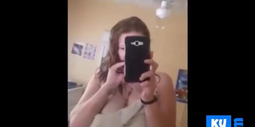 Hot white chick show her body on Periscope