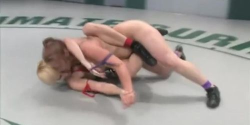 Action nude wrestling - 4 girls - live show! (Alexa Von Tess)