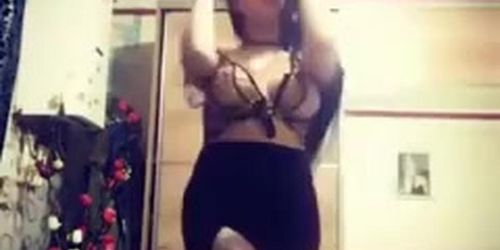 Lebanese belly dancer scandal 1