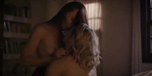 Carter Cruise and Aidra Fox enjoy lesbian love