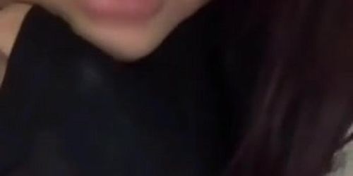 Flashing to girls - Monkey