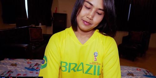 Watching the soccer World Cup with this super cute Asian teen hottie who was horny