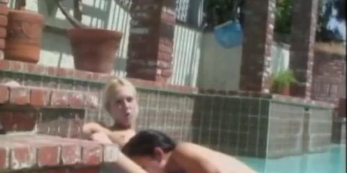 Asian amateur Lieng Lu plowed after lesbian session in pool