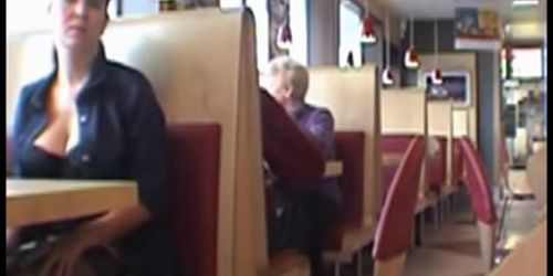 flashing restaurant