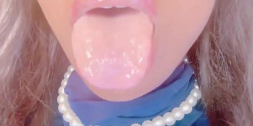 Moist Ebony Tongue Solo