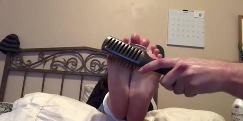 Girlfriend's bare soles tickle torture