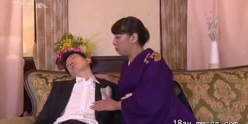 Horny Japanese milf wants to screw