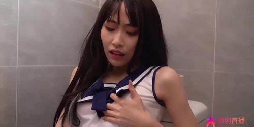 ?Chinese AV?Apricot Bar Contrast School Girl Sex Addiction