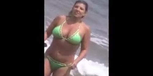 hot milf beach spy nice big jiggly boobs 38