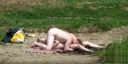 Petite Nudist Girl Penetrated By Chubby Boyfriend