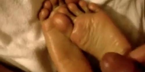 Asian footjobs and cum on feet and cute toes :3