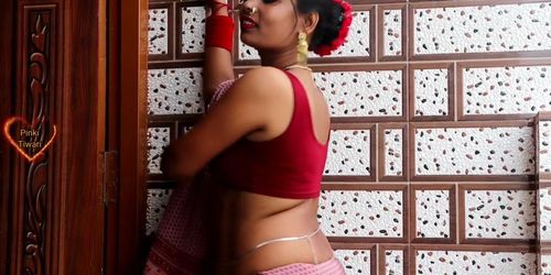 Sexy bhabhi sleeveless blouse show