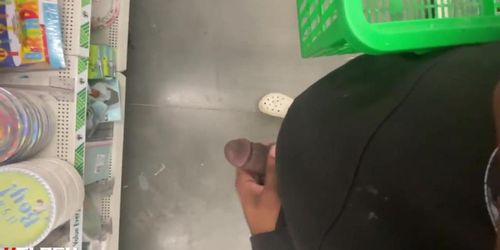 Cum on thick ebony milf