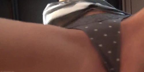 Nikki Sims Upskirt