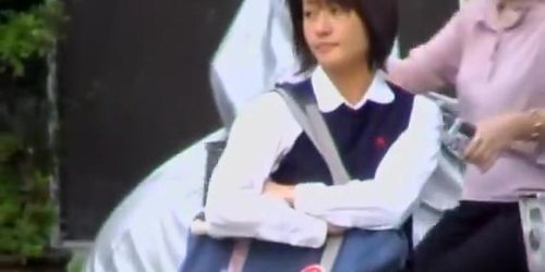Money shot sharking encounter with hot oriental schoolgirl receiving facial