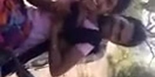 Desi college girl outdoor tits pressing by boyfriend on bik (desi_girls )