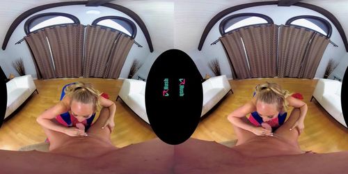 Sonho Enrabar Ela Tambem - Aj Applegate (Daniela , A J Applegate, Kaylee Evans)