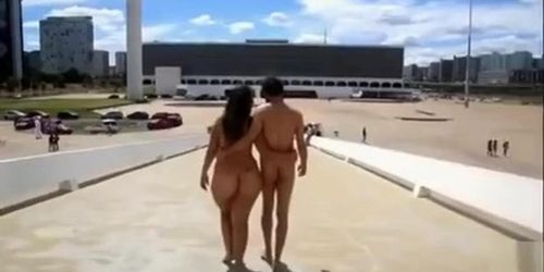 Newly married couple walked naked in the public place