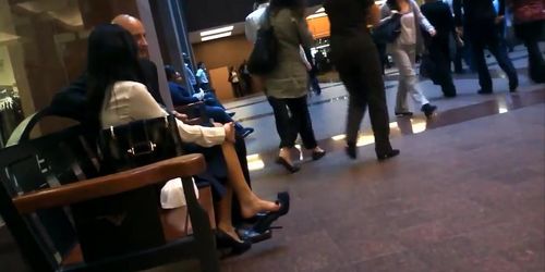 Candid Asian Business Lady Feet Shoeplay Dangling in Pumps