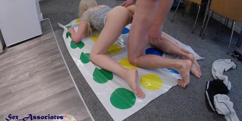 How to trick your best friend into sex while playing twister