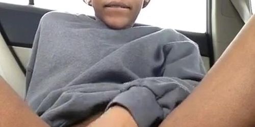 Bitty Boom - Masturbation in parking lot - Tnaflix.com