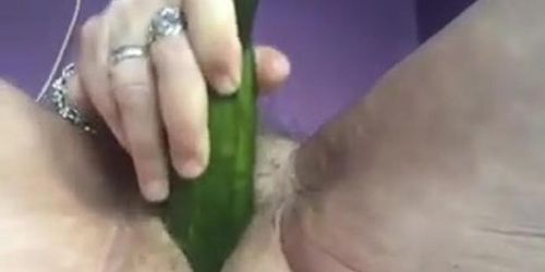 Hot and wet pussy need something big and cold