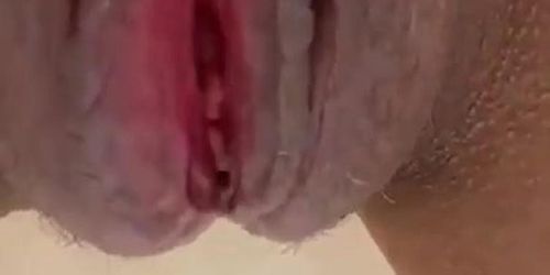 Meaty pussy pumping and squirting