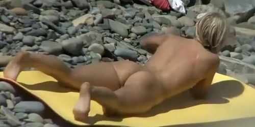 Amazing ass of a sexy nudist girl