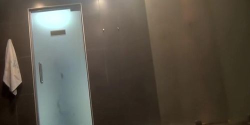 Beauty spied in shower room