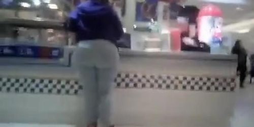 Thick Mall Booty in Jeans