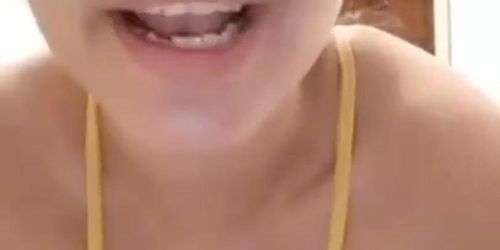 Gaby te da su wasap para que la llames cuando quieras