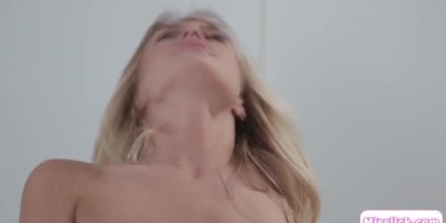 A Natalia Starr facesit snippet.mp4