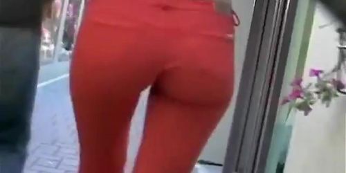 Street spy cam video of sexy ass in tight red jeans