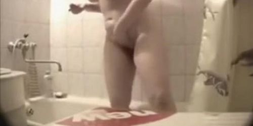 Sexy hidden cam shower