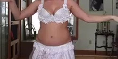 Belly dance for jerking you dick