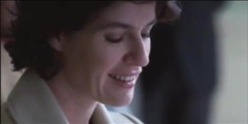 Irene Jacob - Public Handjob