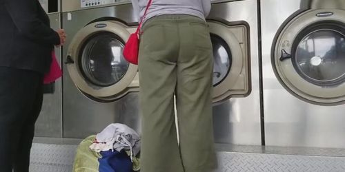 Creep Shots girl next door type at laundry room nice ass