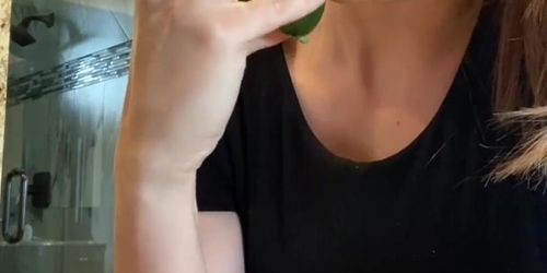 K H4L1L CUCUMBER