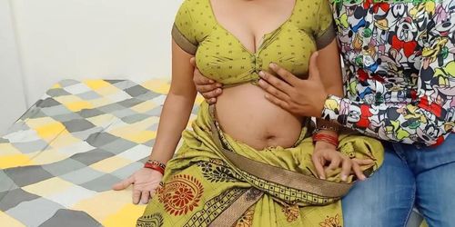 Desi Bhabhi Komal Sex with her servent When Husband not At Home