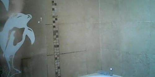 Trimmed pussy spied in the shower