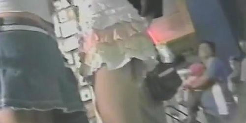 Nasty japanese sluts gets caught on upskirt voyeur tape