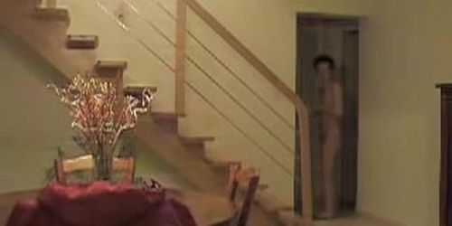 Voyouer cam shooting all naked female alone at home