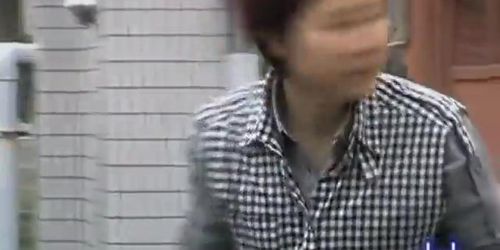 Short-haired skinny Asian got sharked in Japan video