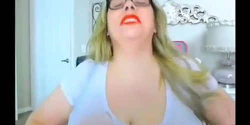 Hot  BBW on webcam.