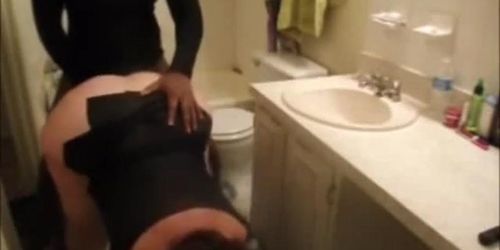 Unknowingly Flattened porn video – Close up of cuckold wife unknowingly getting cream pie BBC